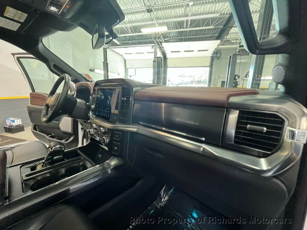 2023 Ford F-150 LARIAT 4WD SuperCrew 5.5' Box - 22885662 - 22