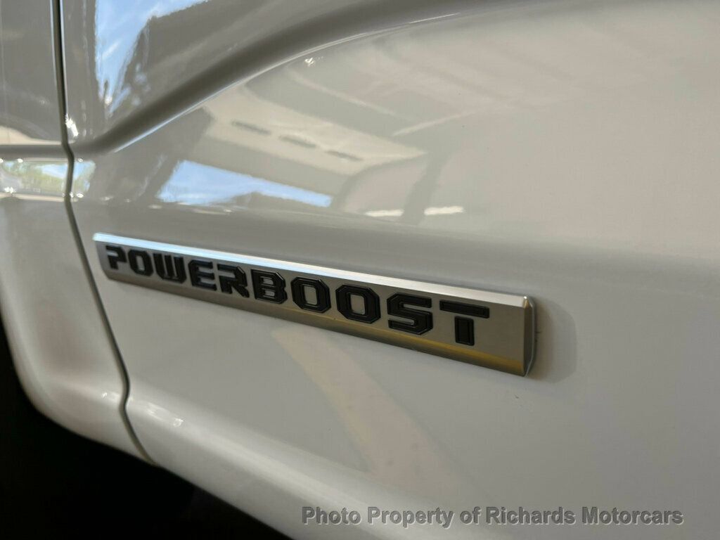 2023 Ford F-150 LARIAT 4WD SuperCrew 5.5' Box - 22885662 - 8