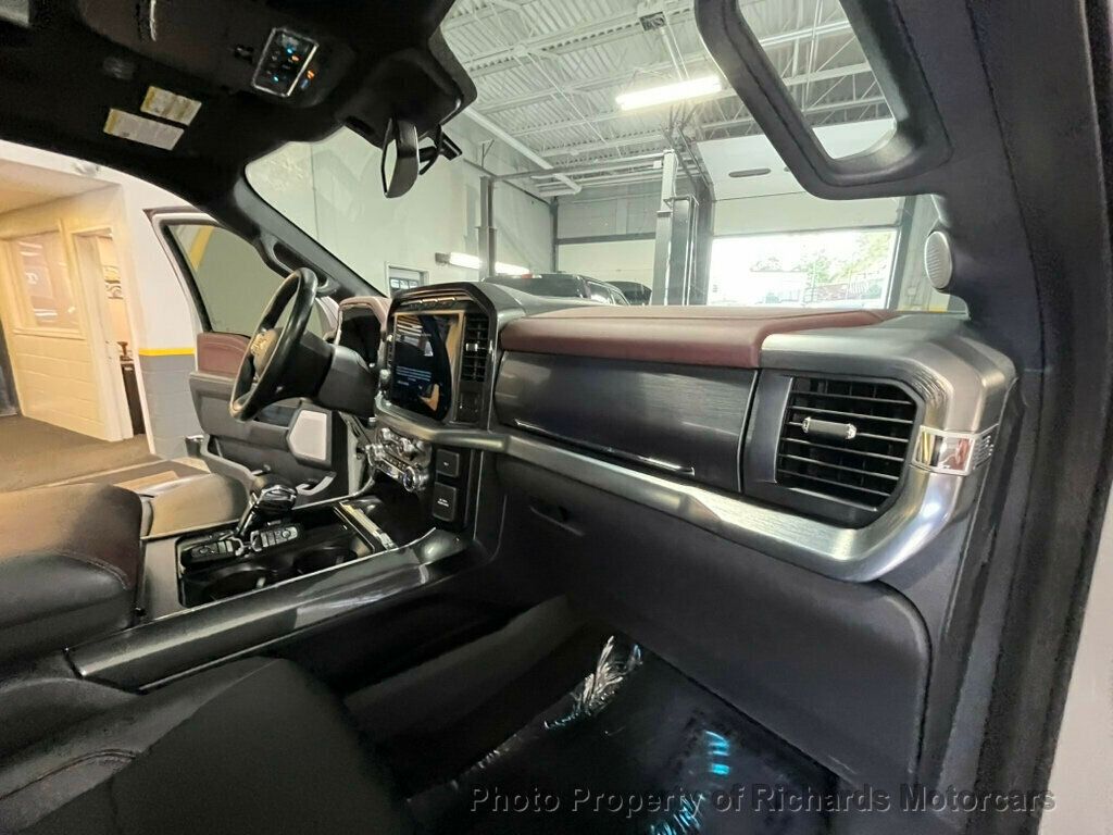 2023 Ford F-150 LARIAT 4WD SuperCrew 5.5' Box - 22894174 - 29