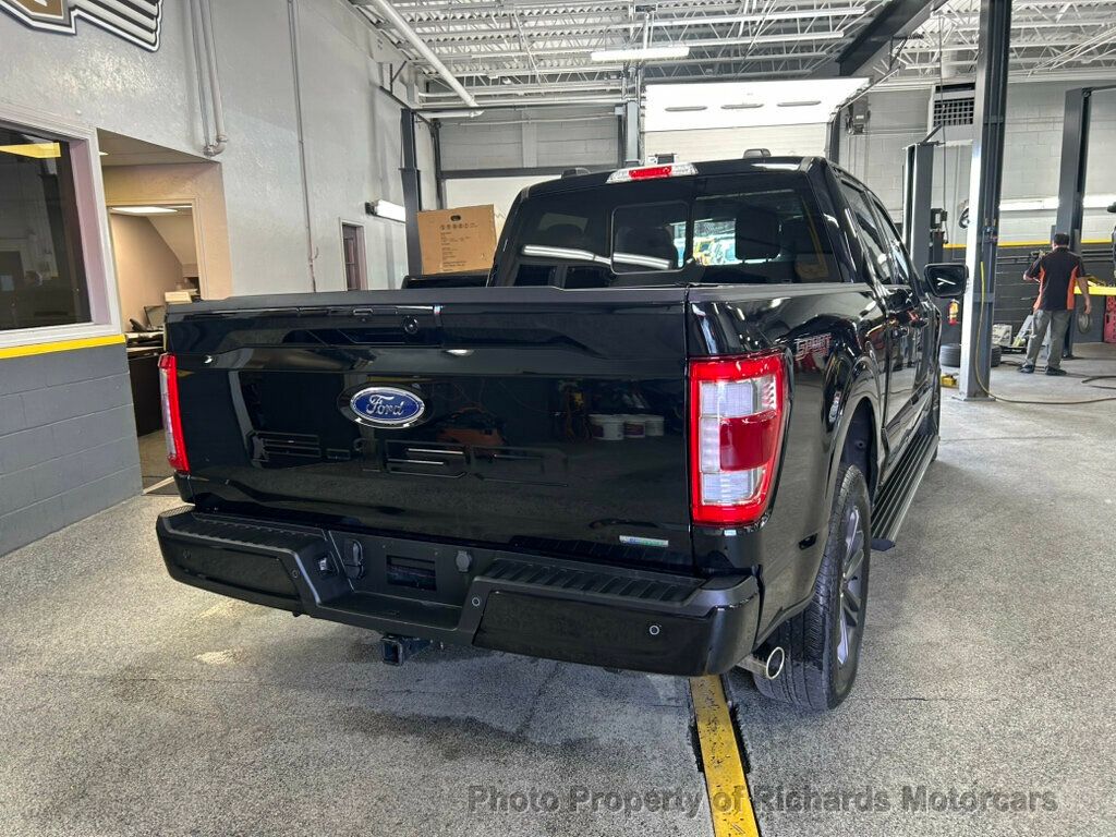2023 Ford F-150 LARIAT 4WD SuperCrew 5.5' Box - 22907067 - 1