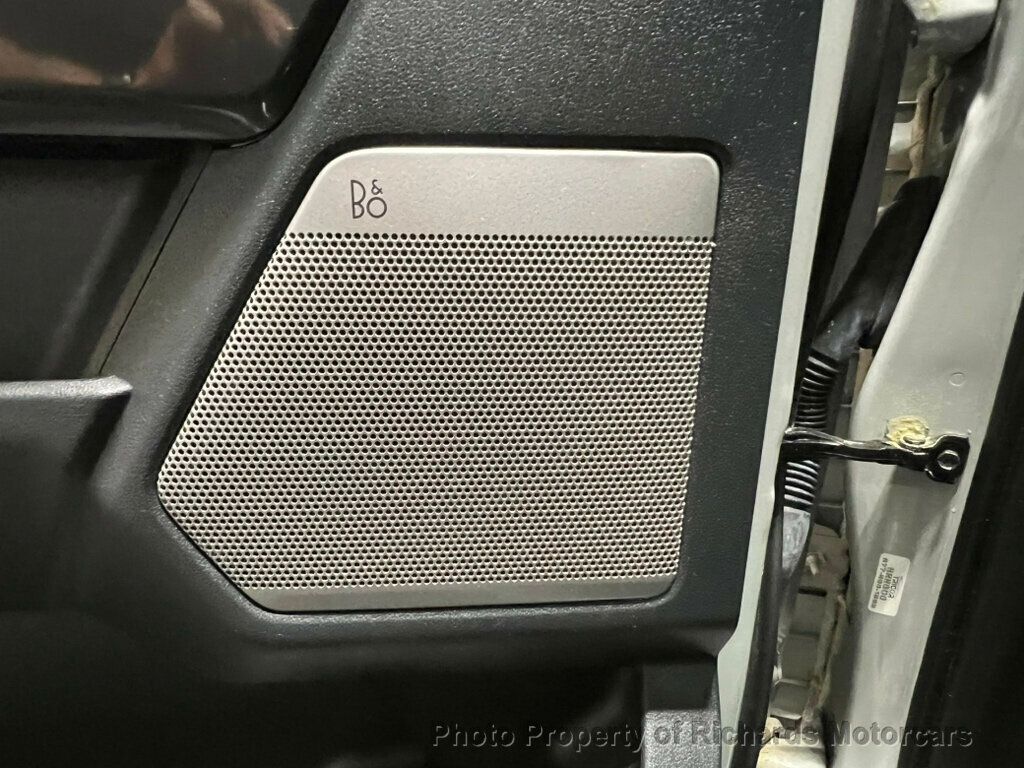 2023 Ford F-150 Lariat photo 16