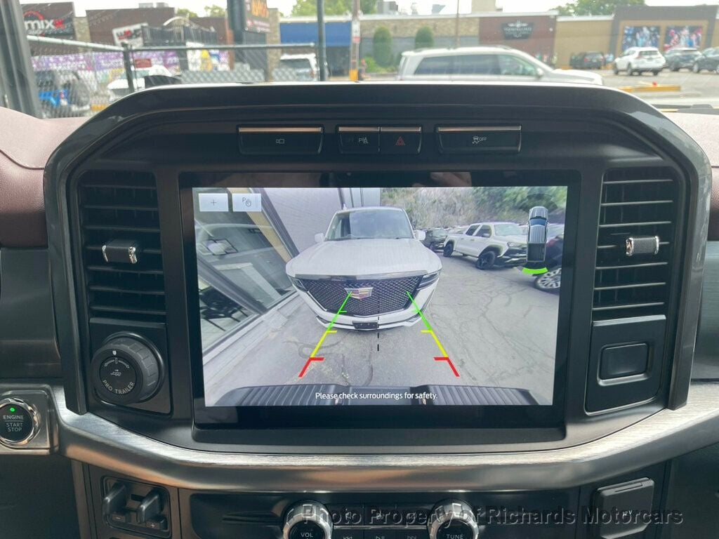 2023 Ford F-150 Lariat photo 17