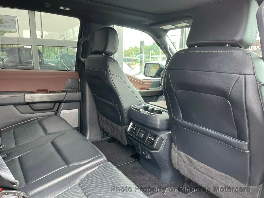 2023 Ford F-150 Lariat photo 23