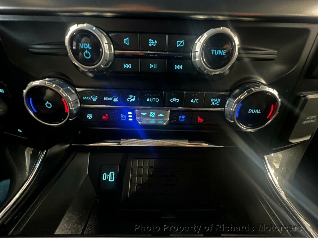 2023 Ford F-150 Lariat photo 22