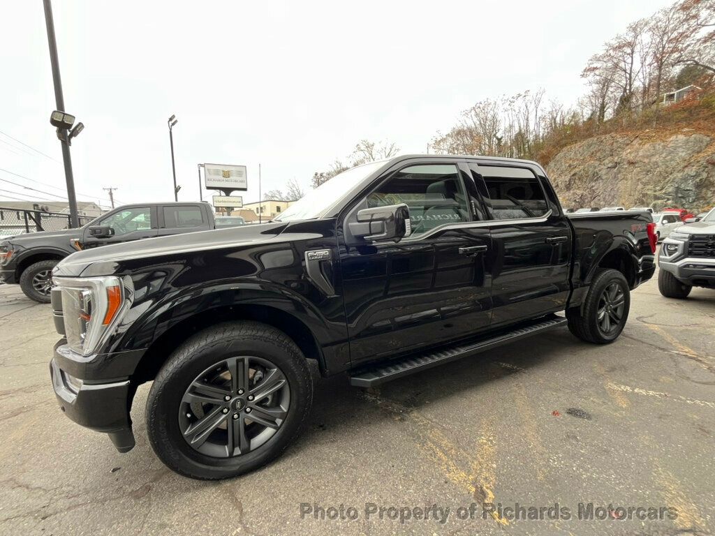 2023 Ford F-150 Lariat photo 3