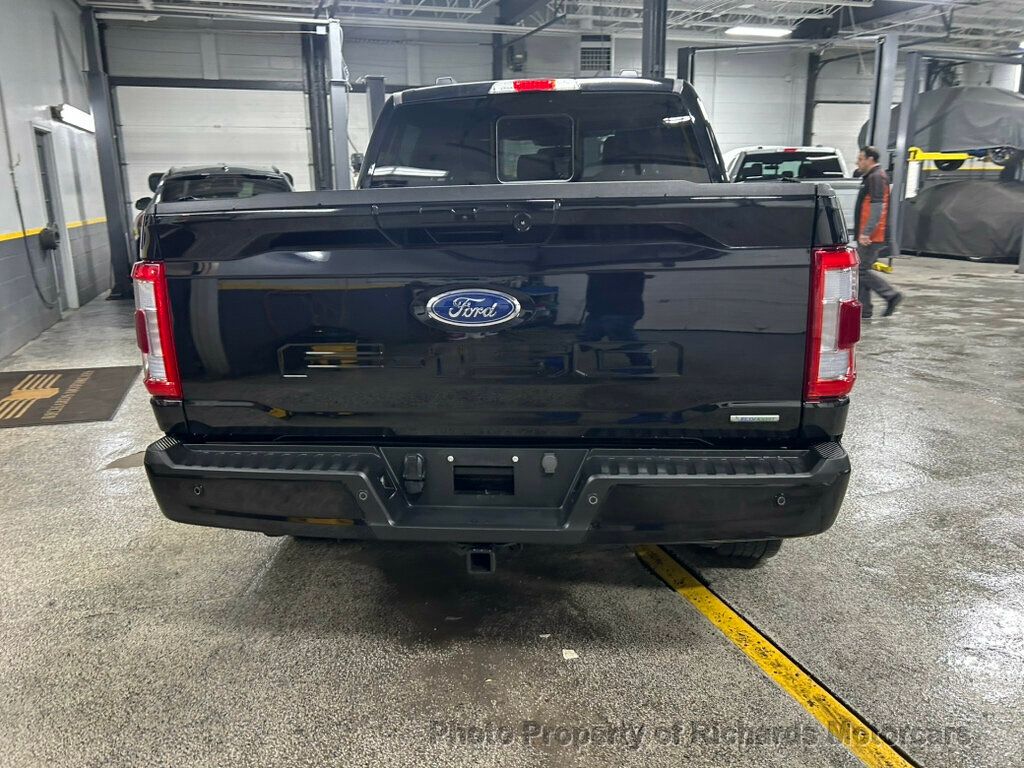 2023 Ford F-150 LARIAT 4WD SuperCrew 5.5' Box - 22949816 - 3