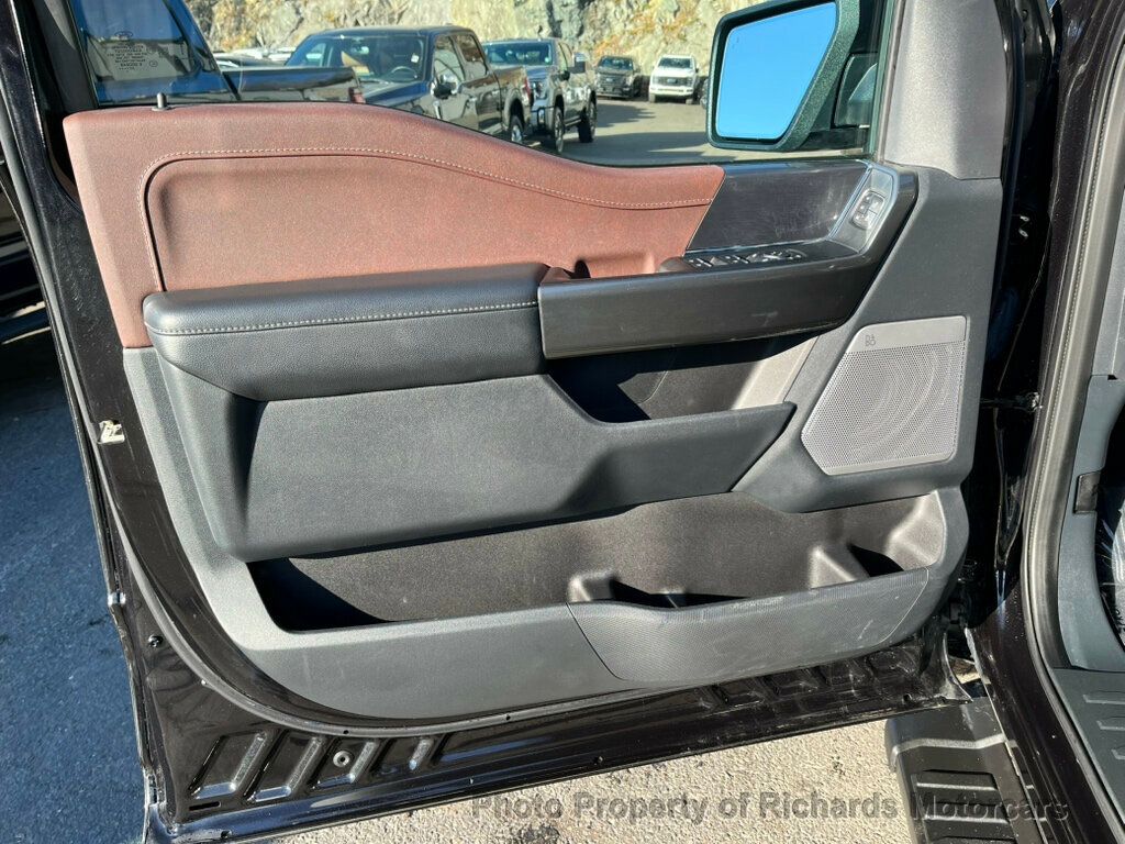 2023 Ford F-150 LARIAT 4WD SuperCrew 5.5' Box - 22955683 - 13