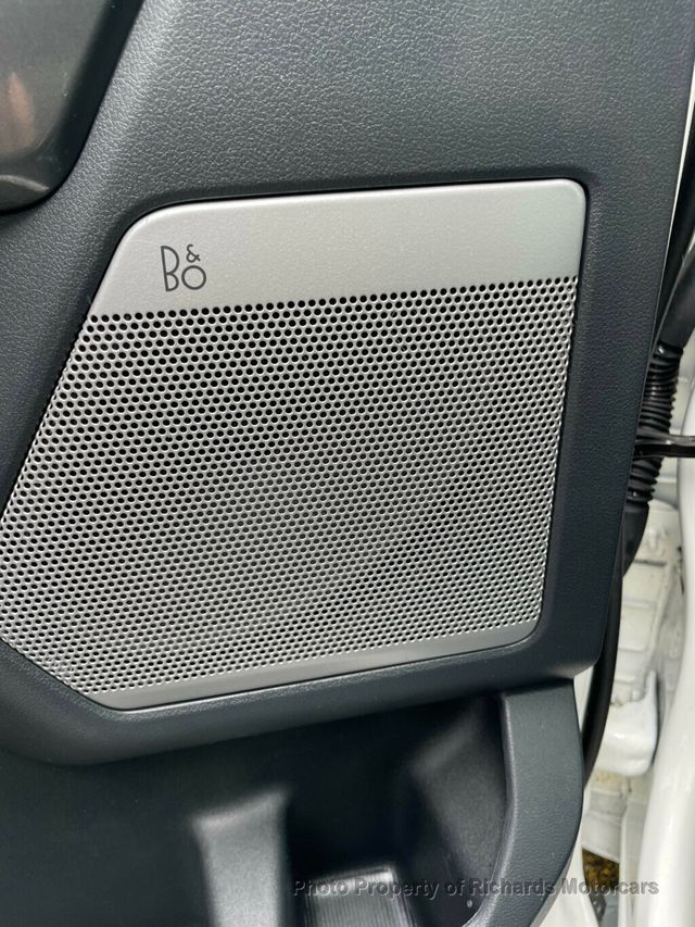 2023 Ford F-150 LARIAT 4WD SuperCrew 5.5' Box - 23009543 - 10