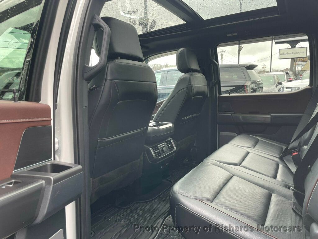 2023 Ford F-150 LARIAT 4WD SuperCrew 5.5' Box - 23009543 - 17