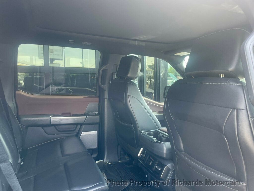 2023 Ford F-150 LARIAT 4WD SuperCrew 5.5' Box - 23038254 - 19