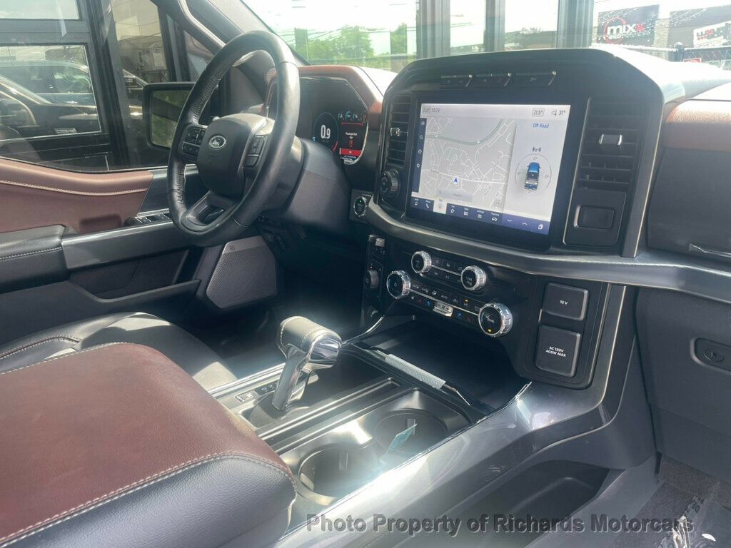 2023 Ford F-150 LARIAT 4WD SuperCrew 5.5' Box - 23038254 - 22