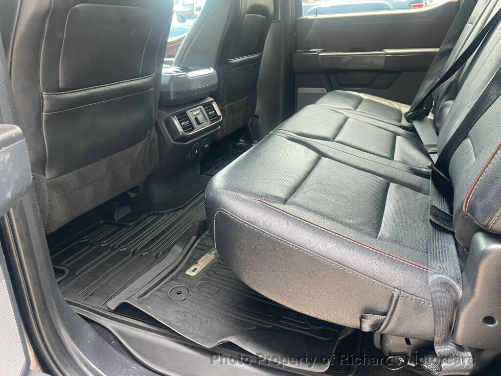 2023 Ford F-150 LARIAT 4WD SuperCrew 5.5' Box - 23038258 - 16