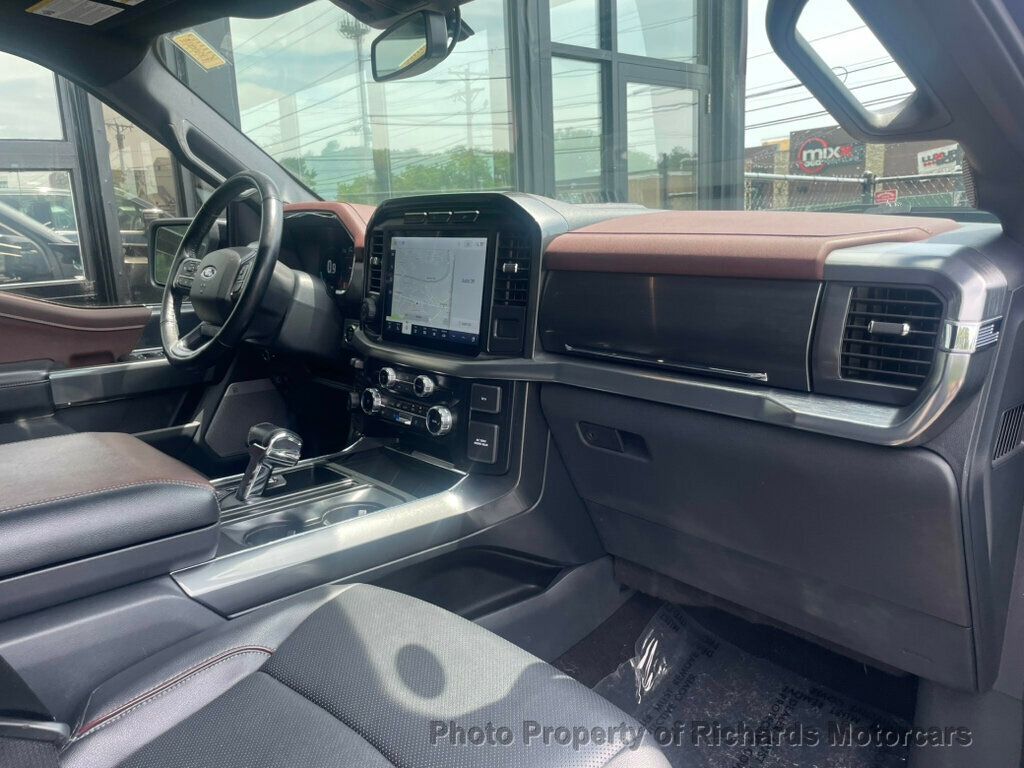 2023 Ford F-150 LARIAT 4WD SuperCrew 5.5' Box - 23038258 - 22