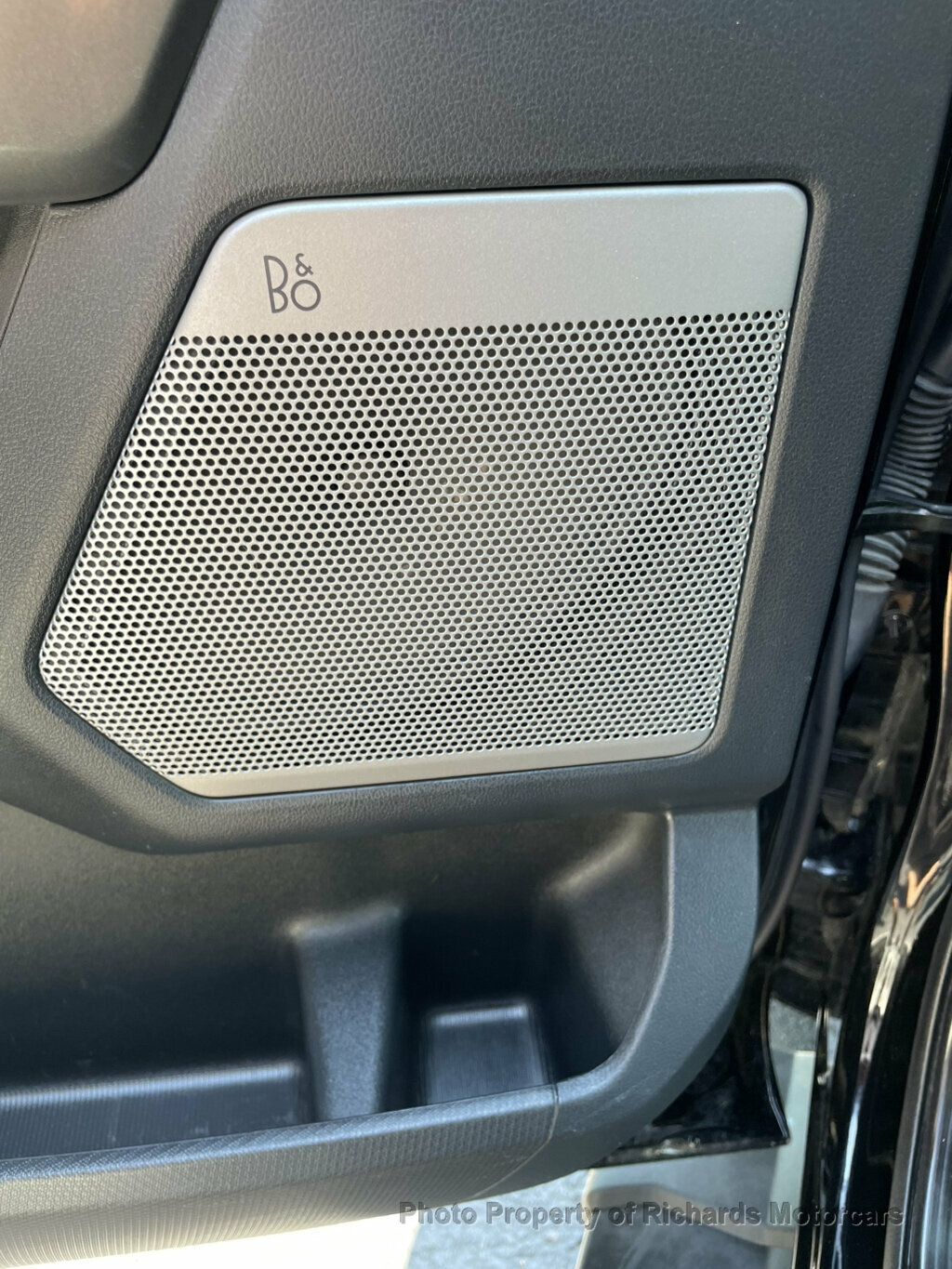 2023 Ford F-150 LARIAT 4WD SuperCrew 5.5' Box - 23062625 - 11