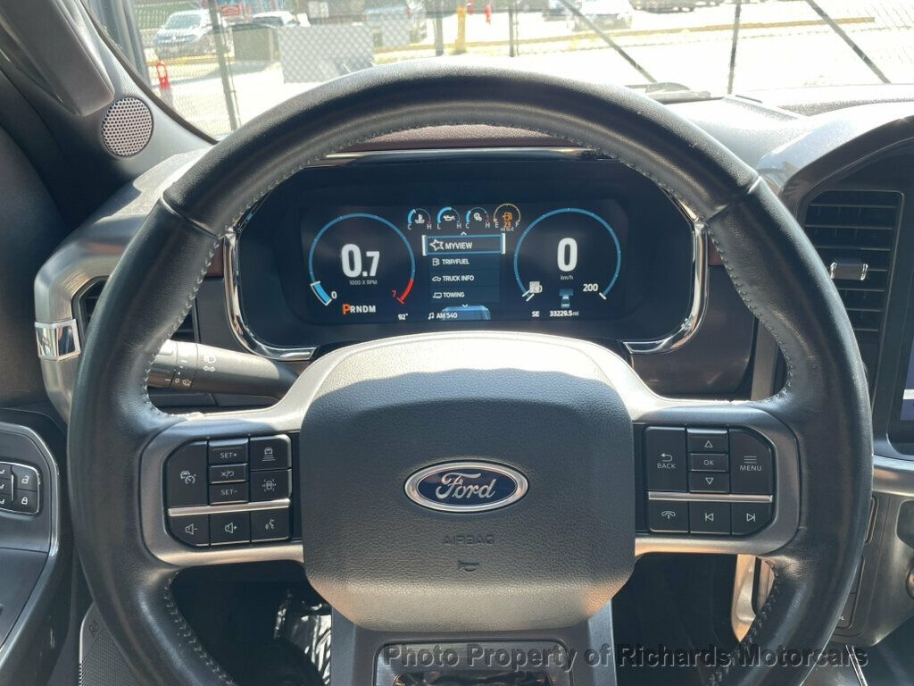 2023 Ford F-150 LARIAT 4WD SuperCrew 5.5' Box - 23062625 - 12