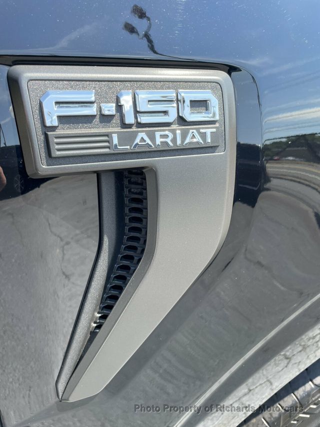 2023 Ford F-150 LARIAT 4WD SuperCrew 5.5' Box - 23062625 - 8
