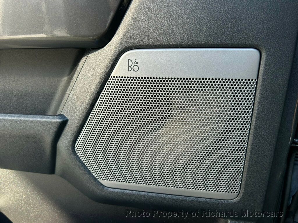 2023 Ford F-150 LARIAT 4WD SuperCrew 5.5' Box - 23062627 - 16