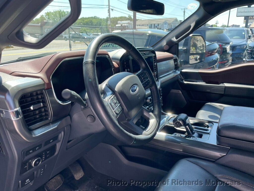 2023 Ford F-150 LARIAT 4WD SuperCrew 5.5' Box - 23063495 - 11