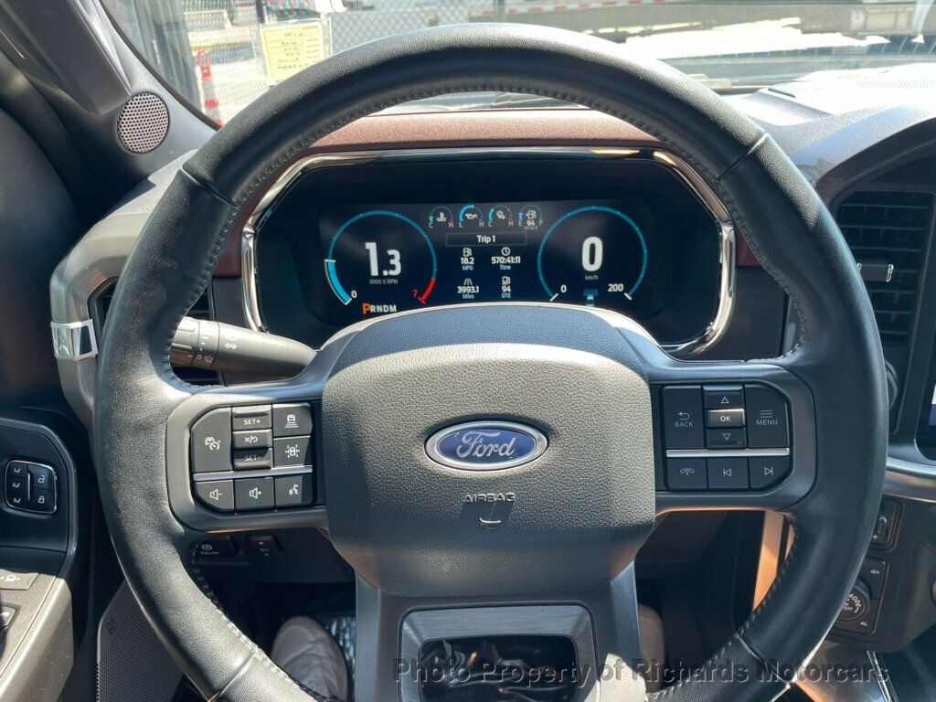 2023 Ford F-150 LARIAT 4WD SuperCrew 5.5' Box - 23063495 - 13