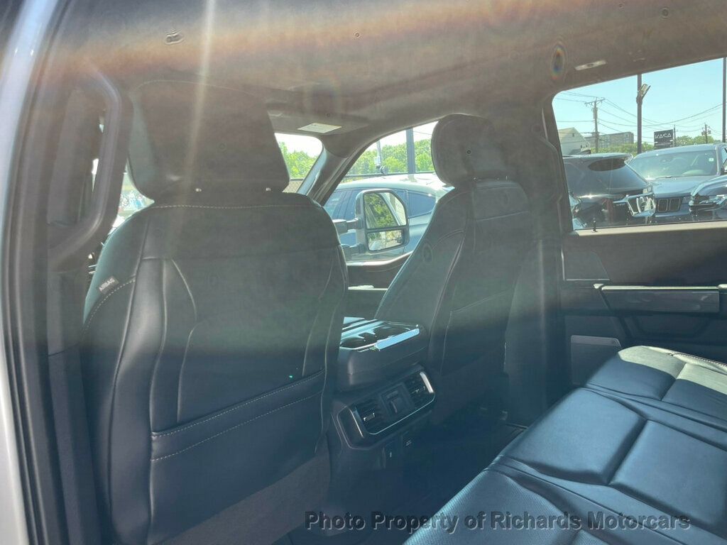 2023 Ford F-150 LARIAT 4WD SuperCrew 5.5' Box - 23063495 - 17