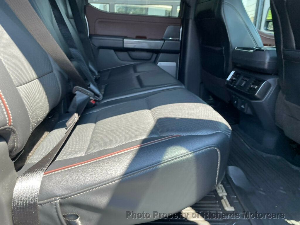 2023 Ford F-150 LARIAT 4WD SuperCrew 5.5' Box - 23063495 - 18