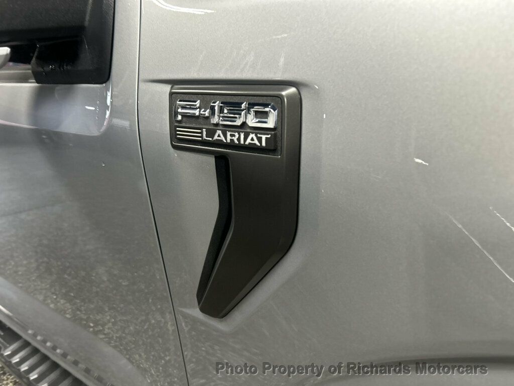 2023 Ford F-150 LARIAT 4WD SuperCrew 5.5' Box - 23087157 - 9