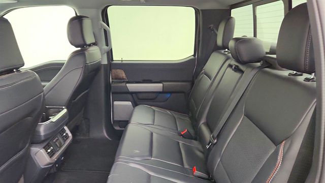 2023 Ford F-150 LARIAT 4WD SuperCrew 5.5' Box w/ 502A, Moonroof, Trailer Tow Pkg - 23026787 - 20