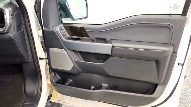 2023 Ford F-150 LARIAT 4WD SuperCrew 5.5' Box w/ 502A, Moonroof, Trailer Tow Pkg - 23026787 - 25