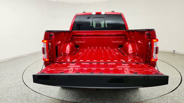 2023 Ford F-150 LARIAT 4WD SuperCrew 5.5' Box w/ Group 502A, Max Trailer Tow, V8 - 23023527 - 20