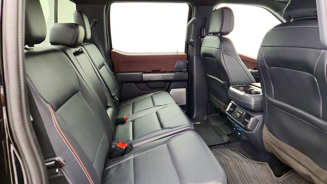 2023 Ford F-150 LARIAT 4WD SuperCrew 5.5' Box w/ PowerBoost Hybrid - 23079609 - 19