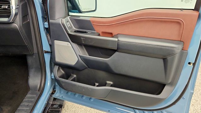 2023 Ford F-150 LARIAT 4WD SuperCrew 5.5' Box w/ Tow Pkg & Bed Utility Pkg - 23100331 - 23