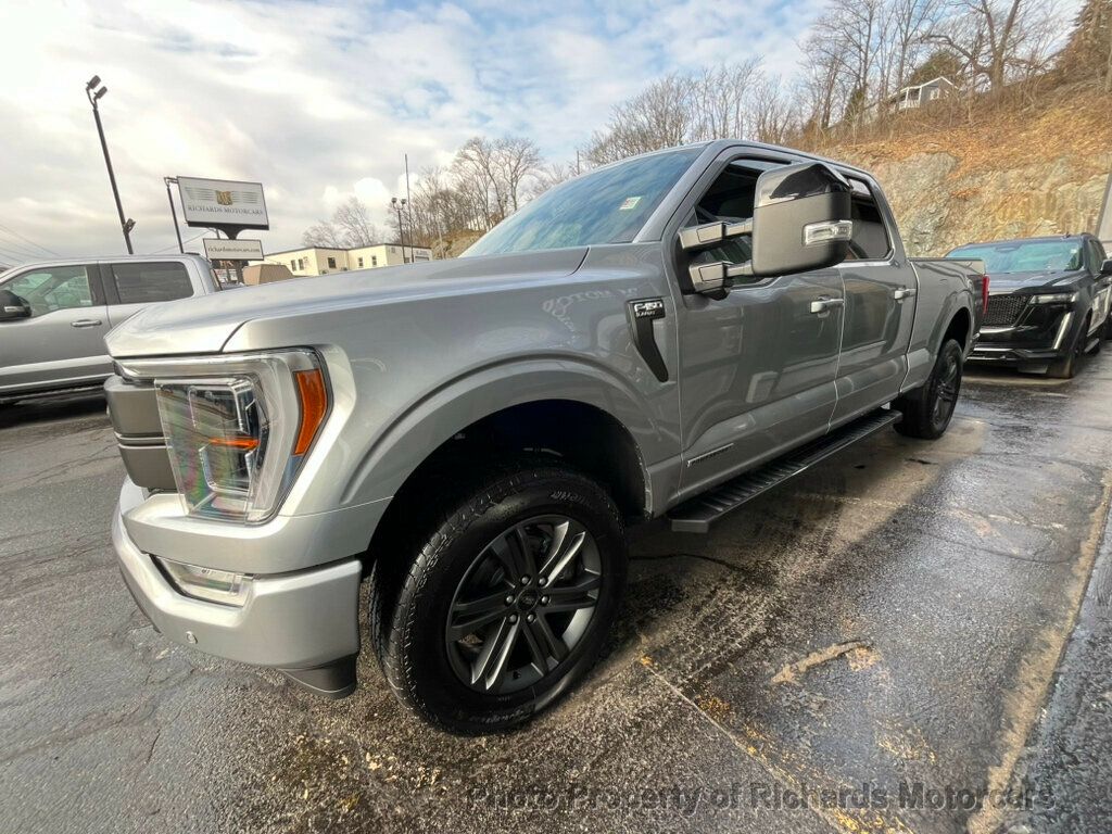 2023 Ford F-150 LARIAT 4WD SuperCrew 6.5' Box - 22368058 - 9