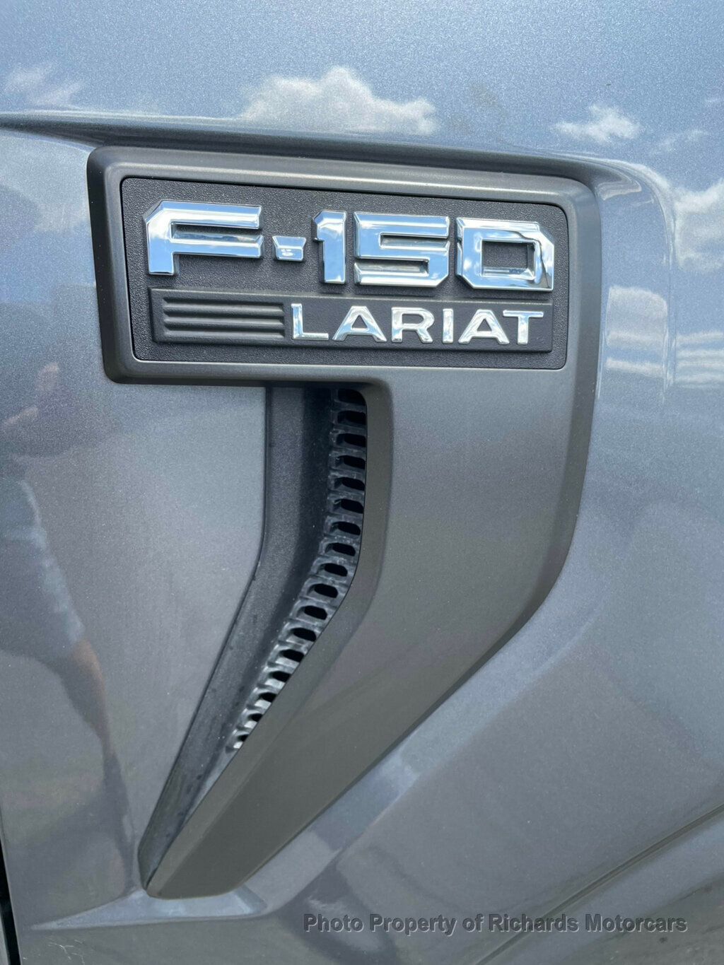2023 Ford F-150 Lariat photo 9