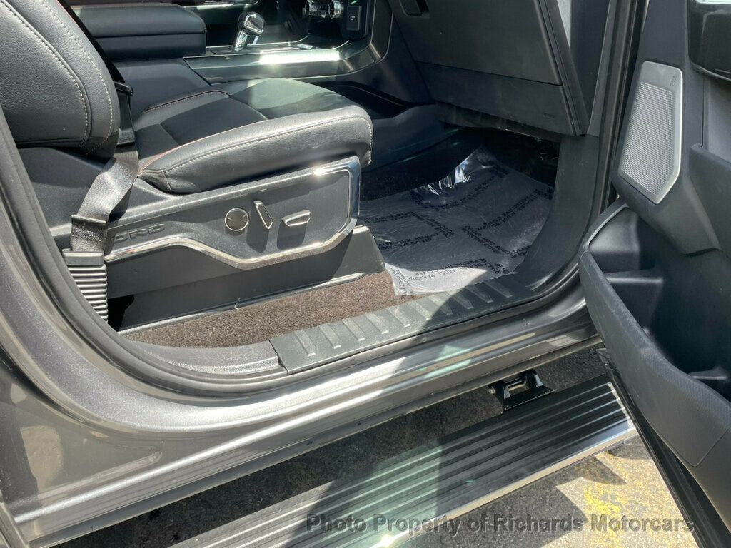 2023 Ford F-150 Lariat photo 22