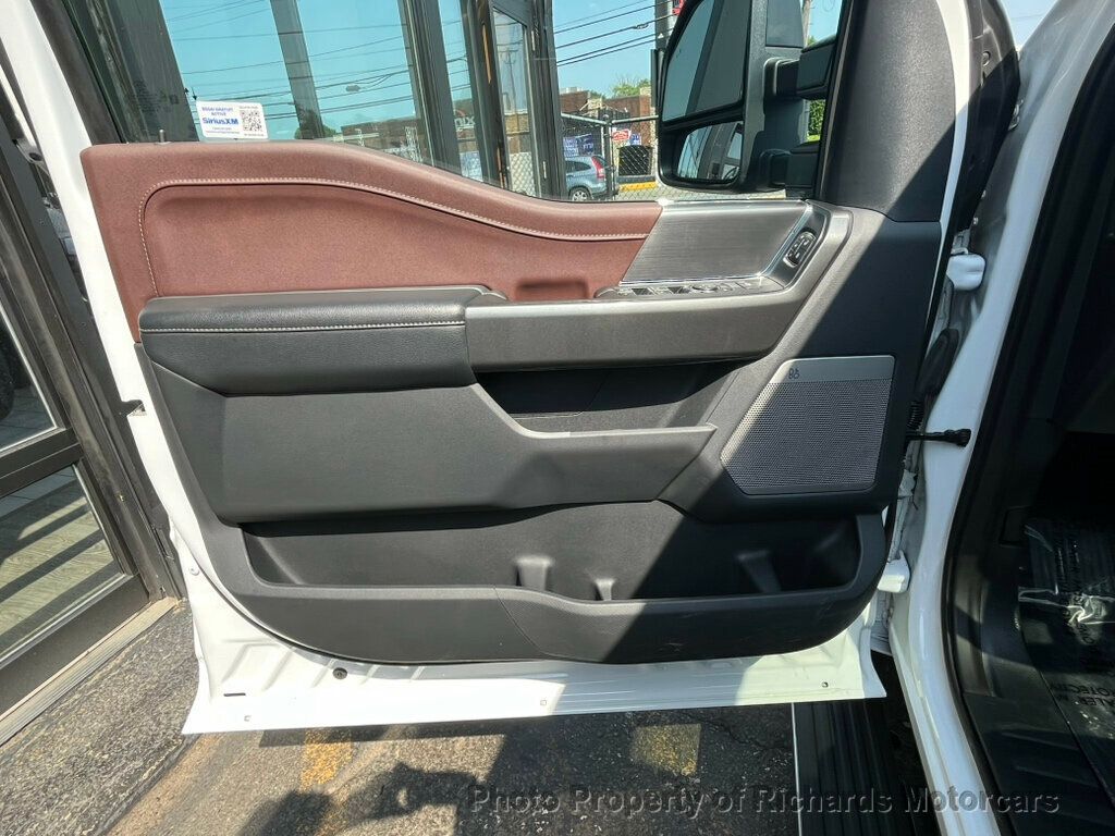 2023 Ford F-150 LARIAT 4WD SuperCrew 6.5' Box - 22872207 - 13