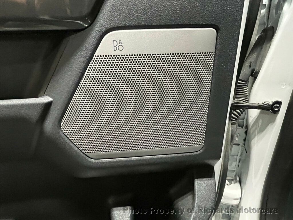 2023 Ford F-150 Lariat photo 9