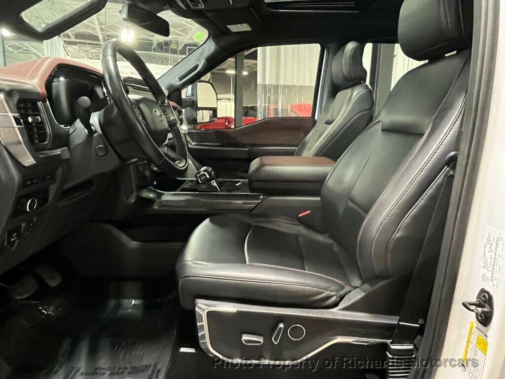 2023 Ford F-150 Lariat photo 11
