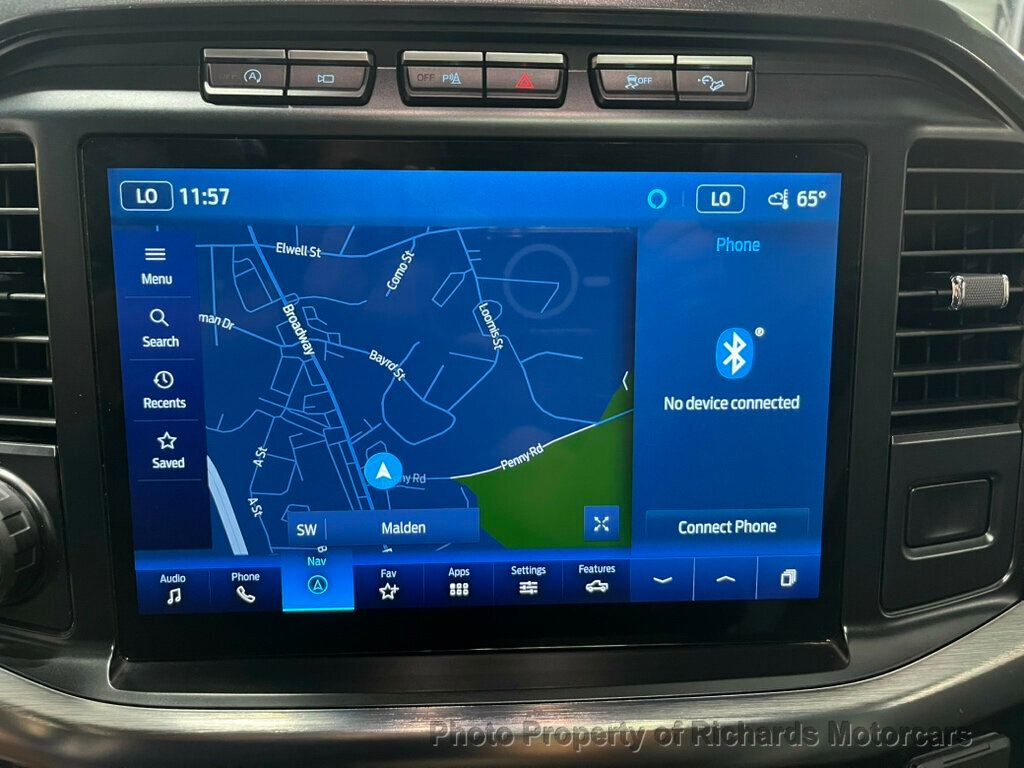2023 Ford F-150 Lariat photo 19