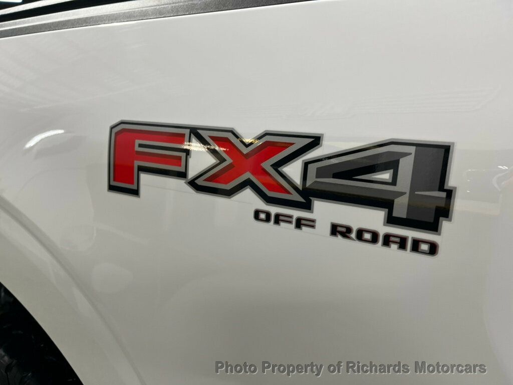 2023 Ford F-150 Lariat photo 3