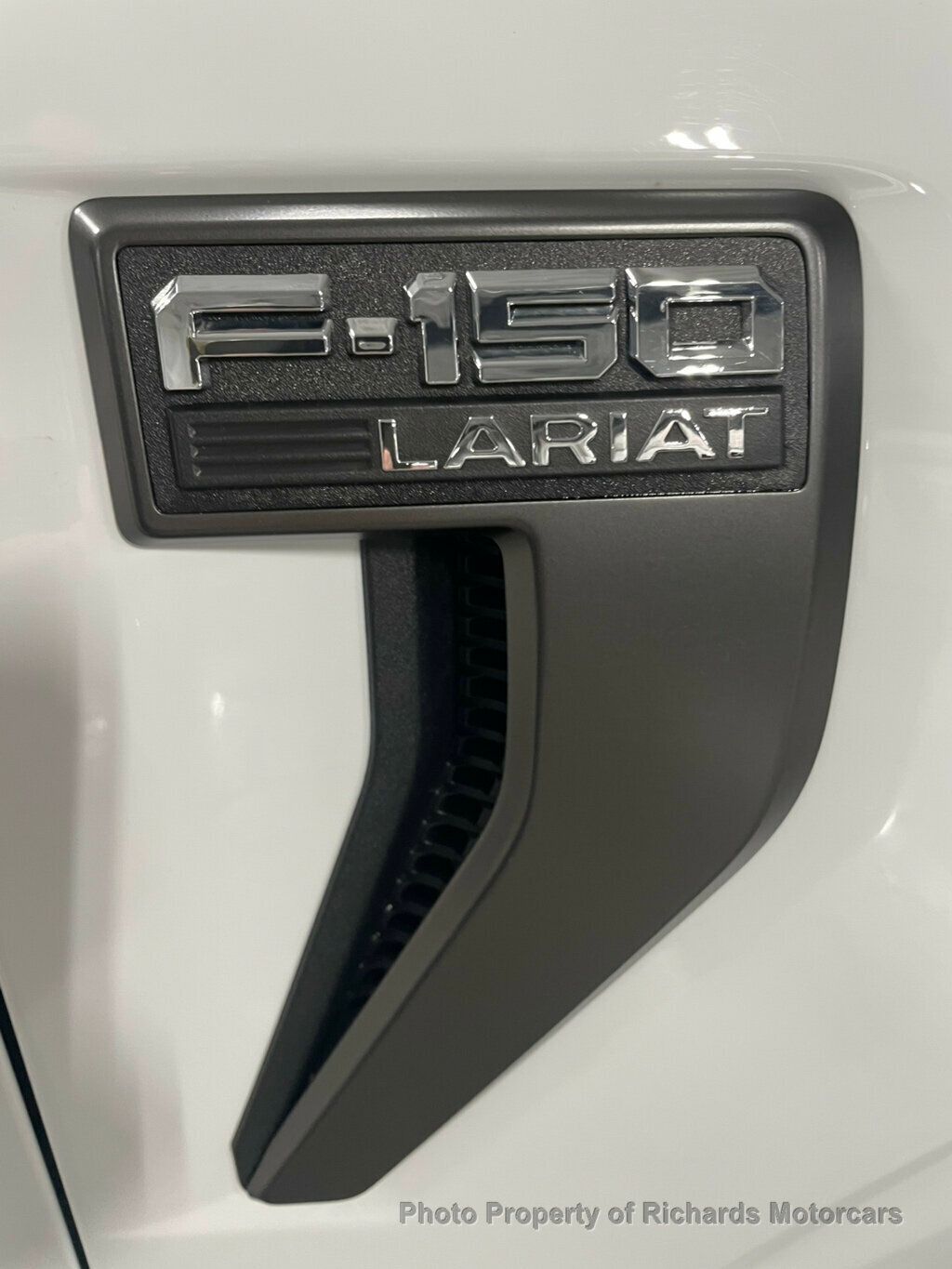 2023 Ford F-150 LARIAT 4WD SuperCrew 6.5' Box - 22997464 - 7