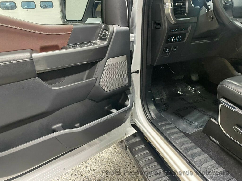 2023 Ford F-150 LARIAT 4WD SuperCrew 6.5' Box - 22997464 - 8