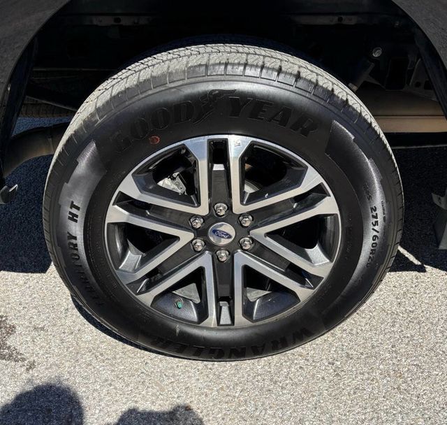 2023 Ford F-150 Lariat 4x2 4dr SuperCrew 5.5 ft. SB - 22612957 - 21