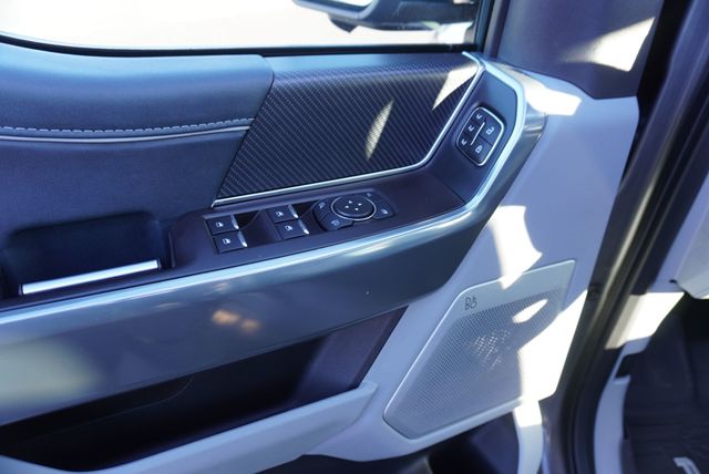 2023 Ford F-150 LIMITED - 22953621 - 29