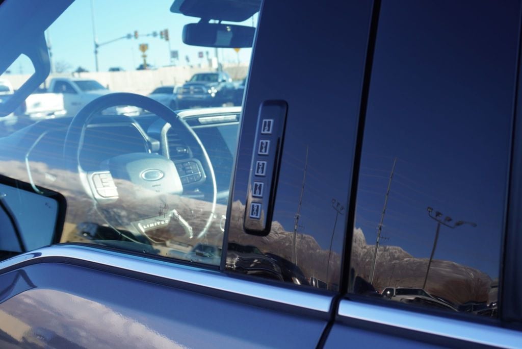 2023 Ford F-150 LIMITED - 22987813 - 22