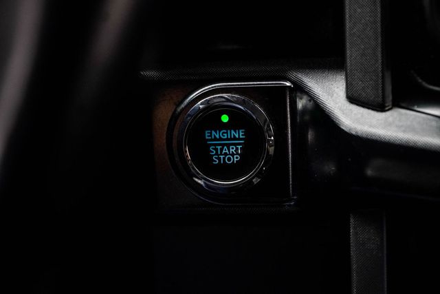 2023 Ford F-150 Limited 4WD SuperCrew 5.5' Box - 23040491 - 29