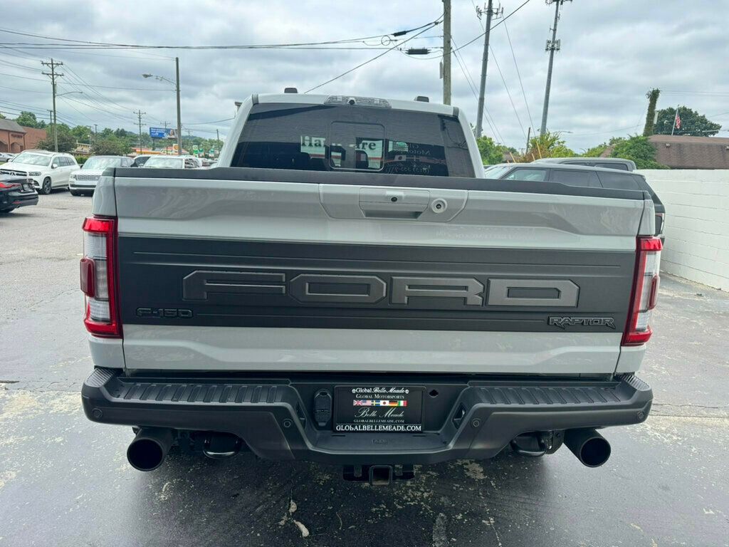 2023 Ford F-150 Raptor photo 2