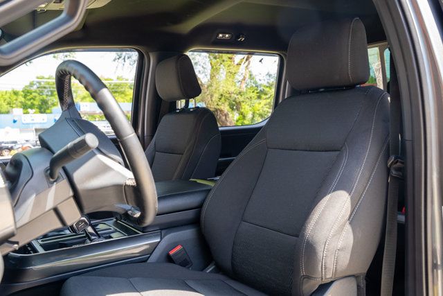 2023 Ford F-150 LocalTrade/XLT-4WD/V6/FX4-Off-RoadPkg/HeatedSeats/BlindSpot/NAV - 23034207 - 20