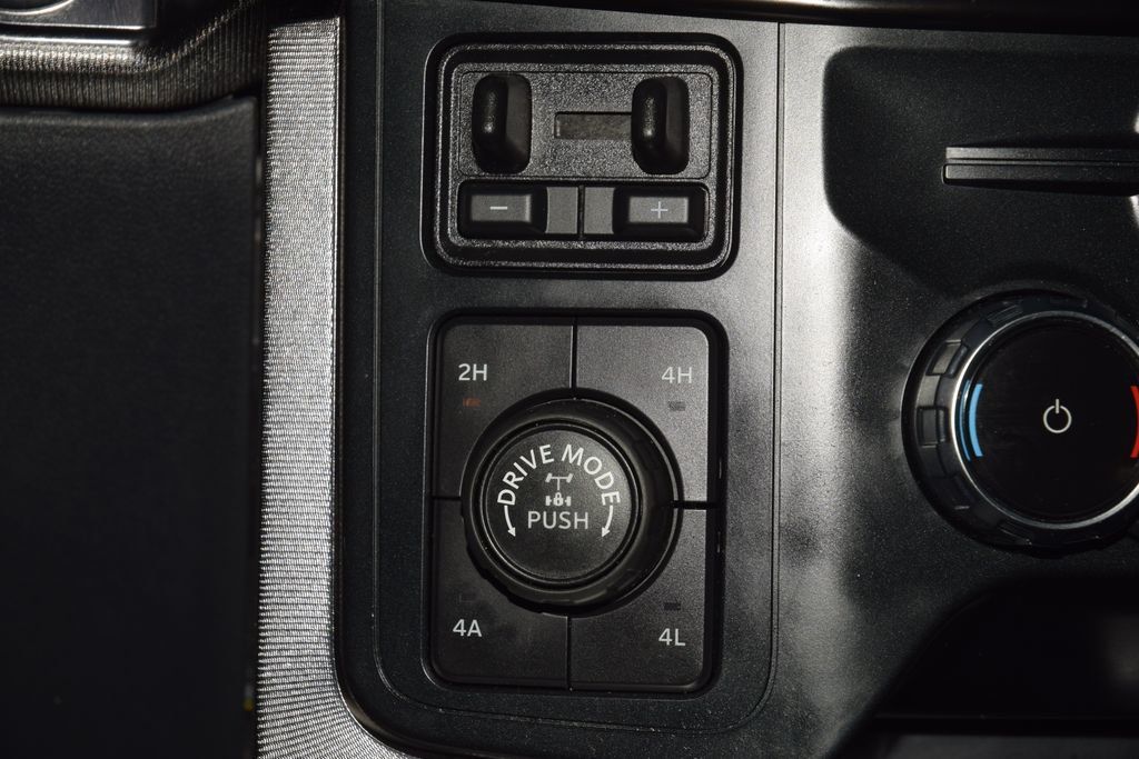 2023 Ford F-150 Platinum - 23043757 - 35