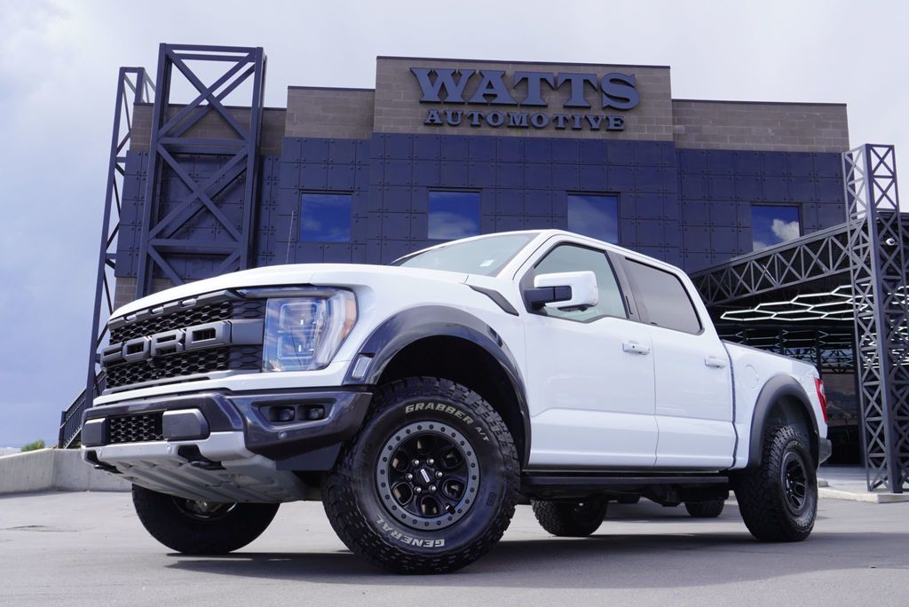 2023 Ford F-150 Raptor photo 3