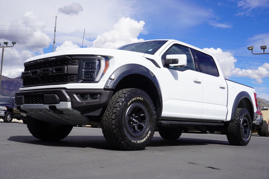 2023 Ford F-150 Raptor photo 5